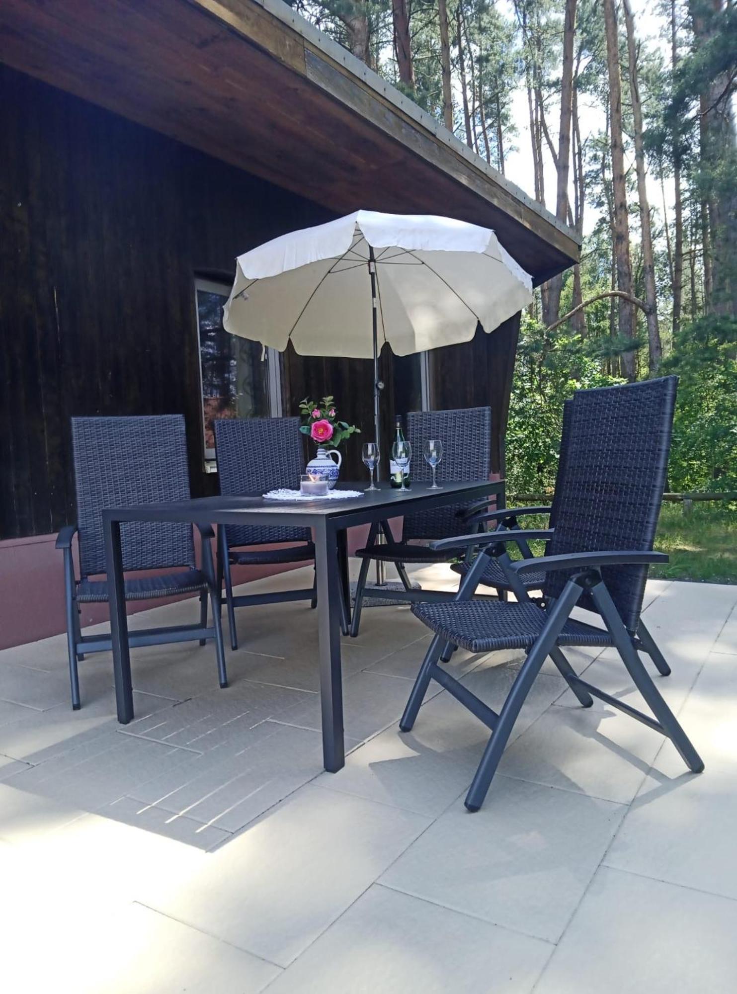 Mechow  Bungalow Im Gruenen Am Waschsee מראה חיצוני תמונה